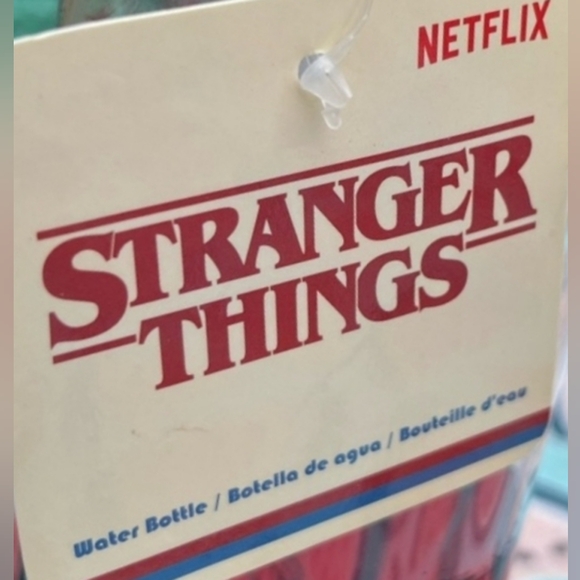 Stranger Things Netflix Funko 16oz Water Bottle With Straw Clear With Red Design - Picture 3 of 4
